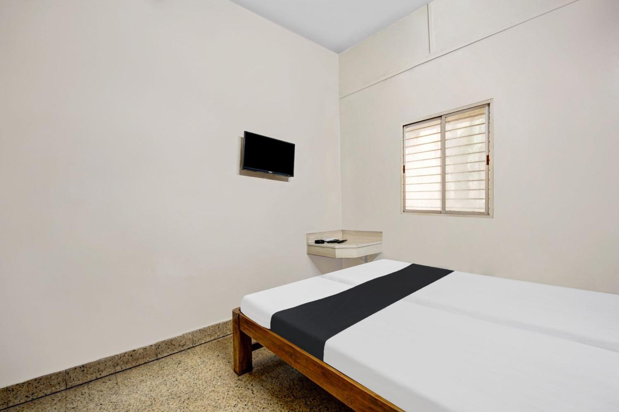 Spot On Shree Ram Residency Hotel Hubli Buitenkant foto