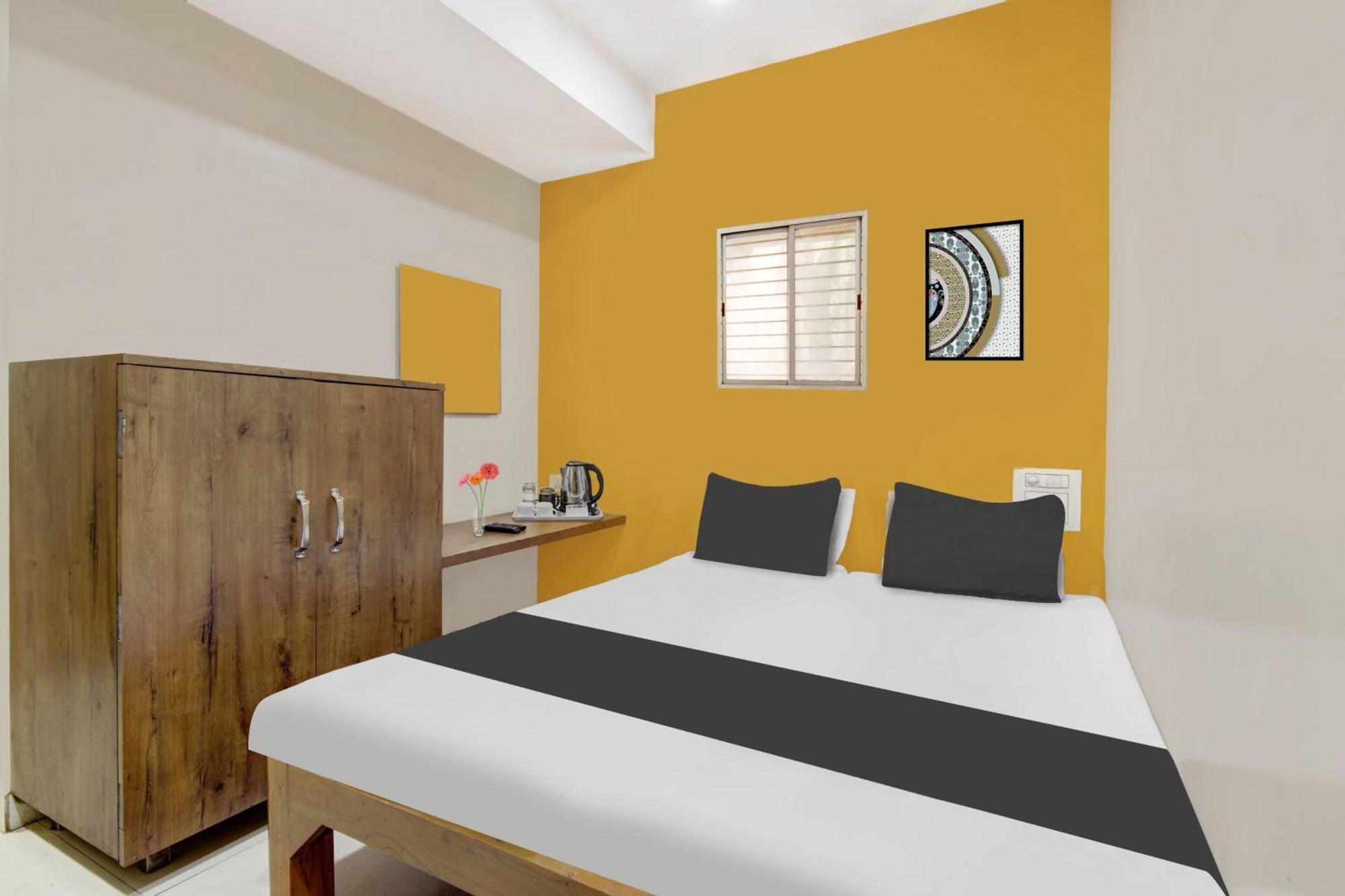 Spot On Shree Ram Residency Hotel Hubli Buitenkant foto