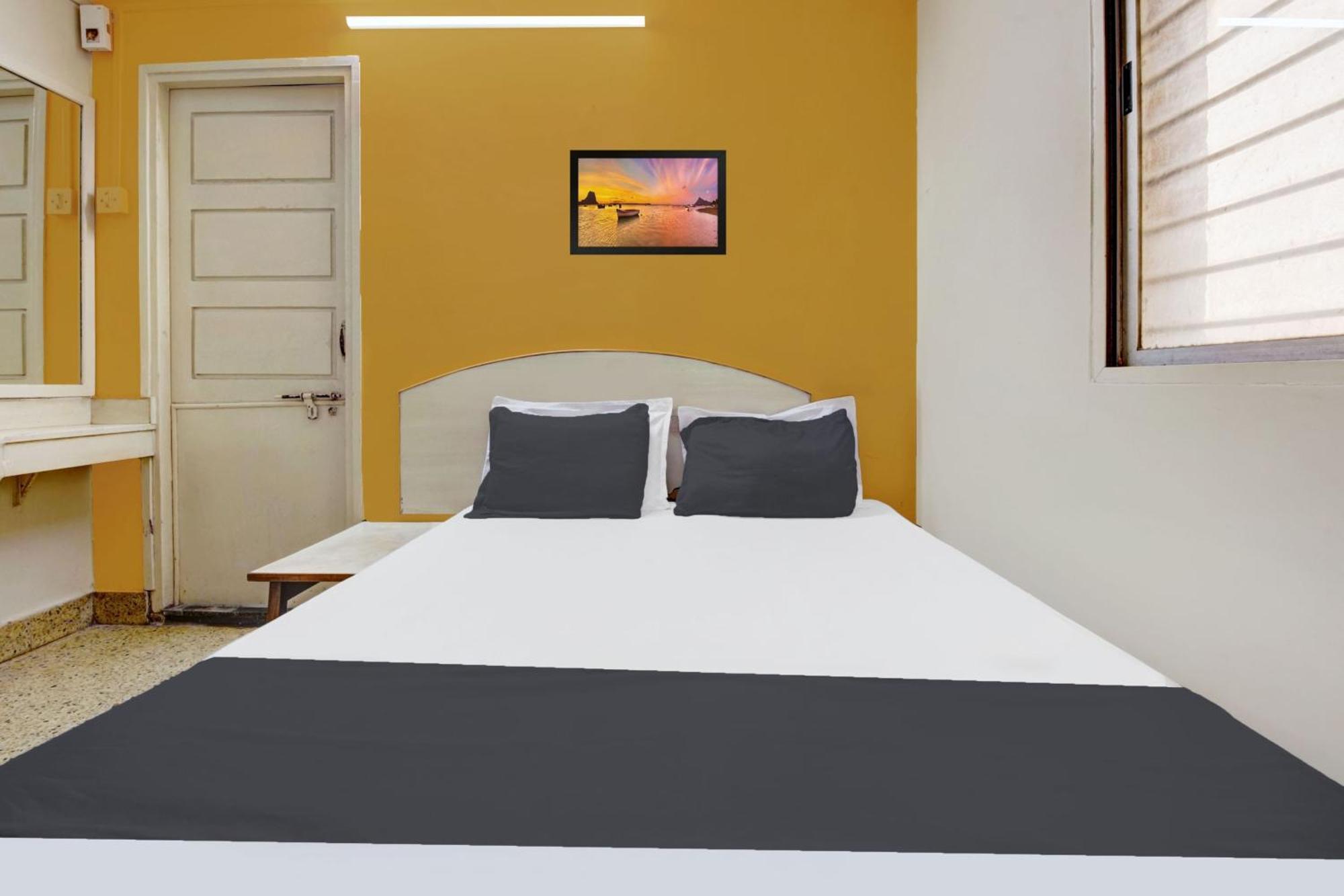 Spot On Shree Ram Residency Hotel Hubli Buitenkant foto