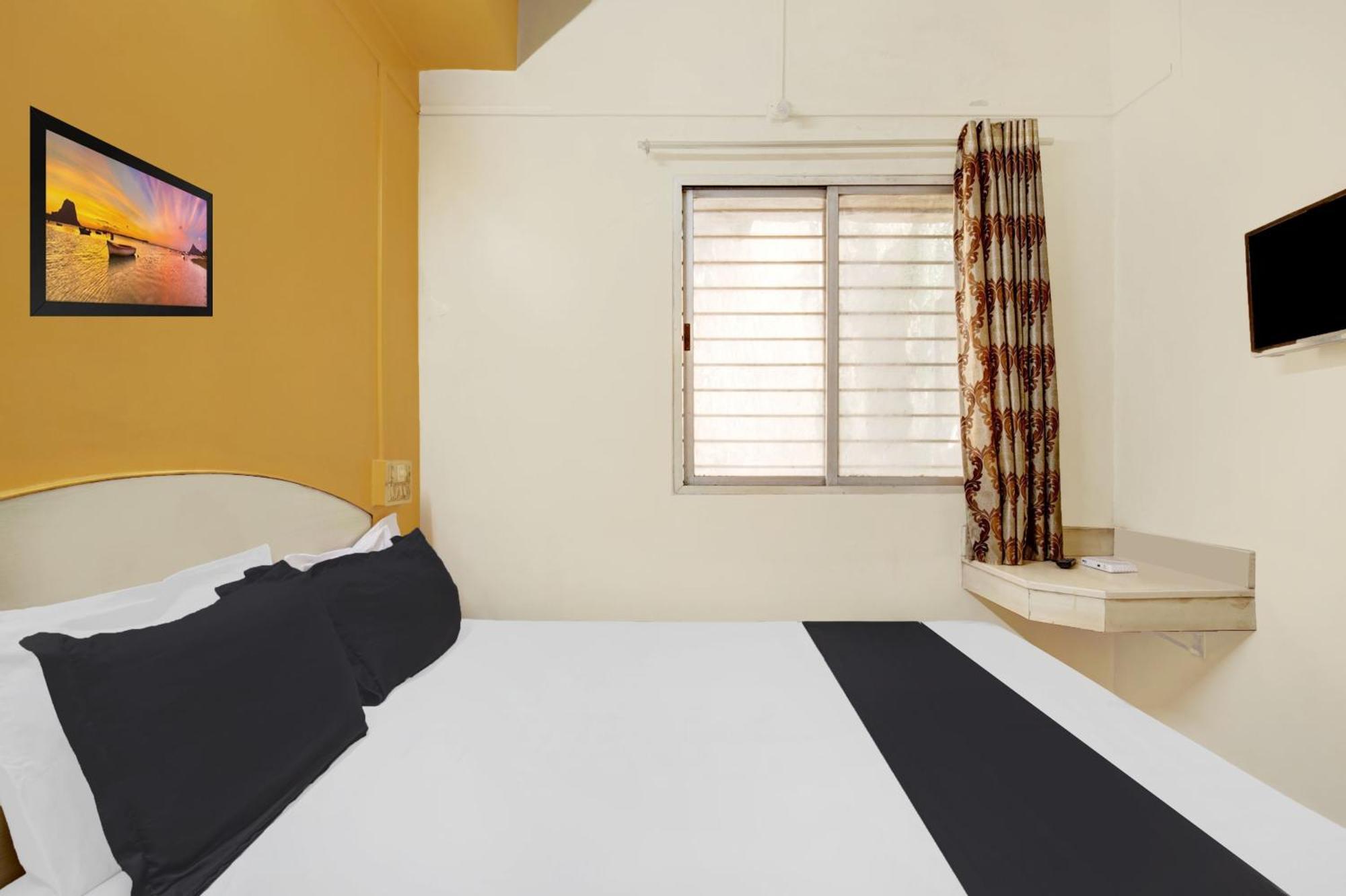 Spot On Shree Ram Residency Hotel Hubli Buitenkant foto