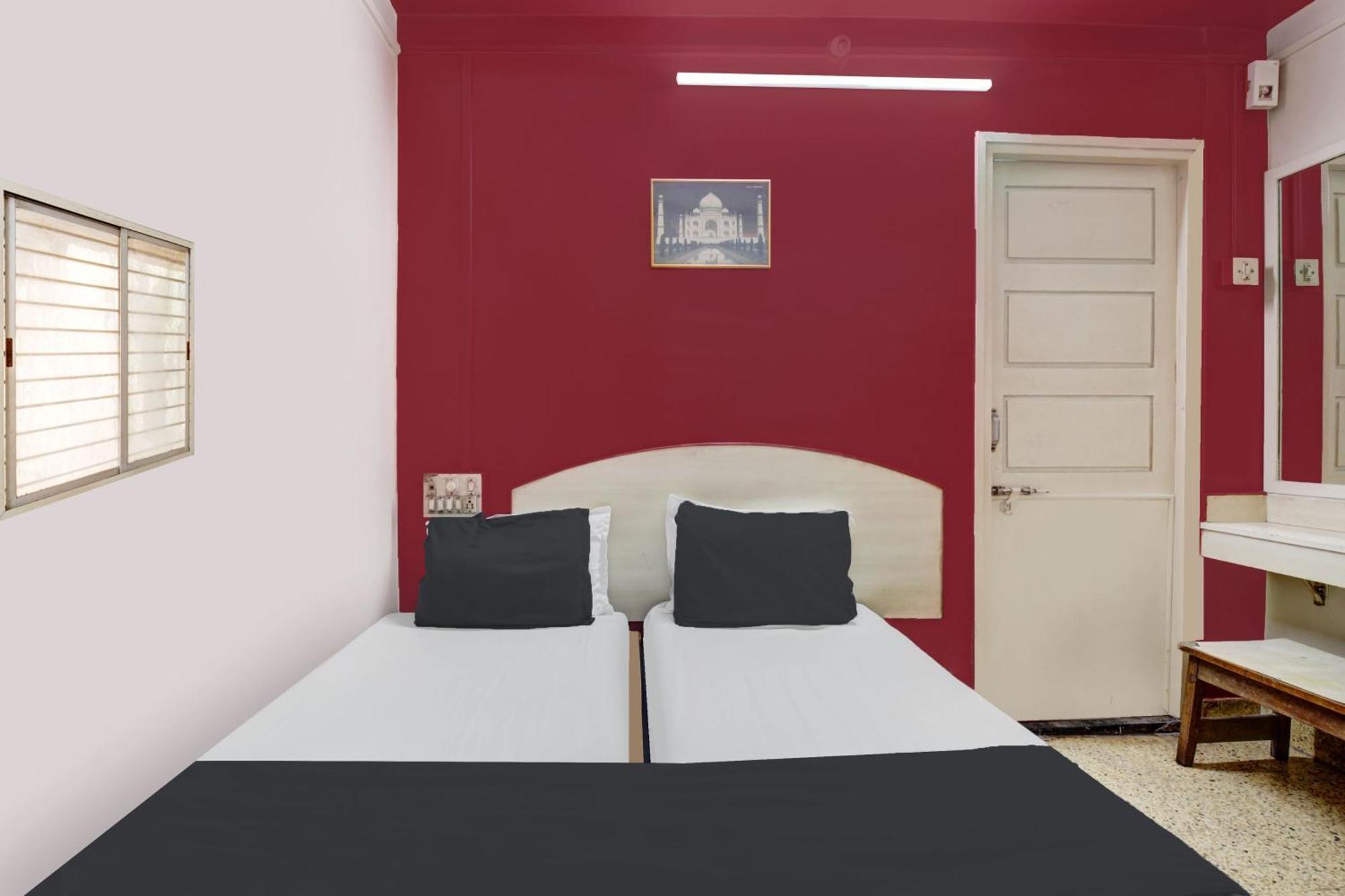 Spot On Shree Ram Residency Hotel Hubli Buitenkant foto