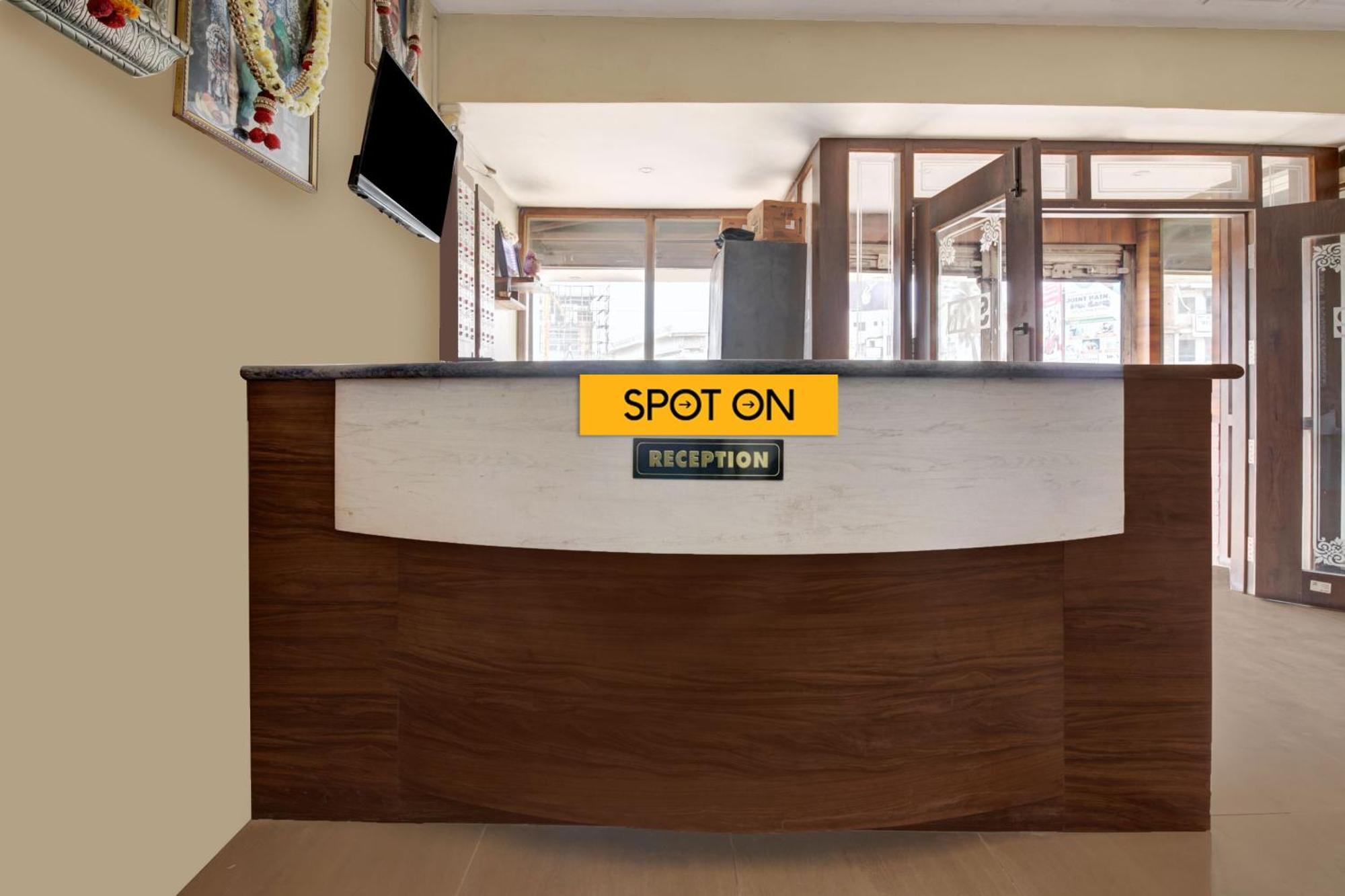 Spot On Shree Ram Residency Hotel Hubli Buitenkant foto